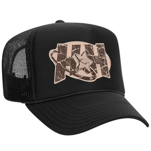 HERO TRUCKER HAT IN BLACK